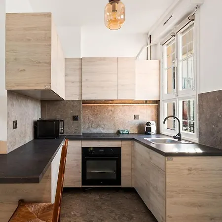 Appartement Elégance Les Pins 6e étage Ascenseur *