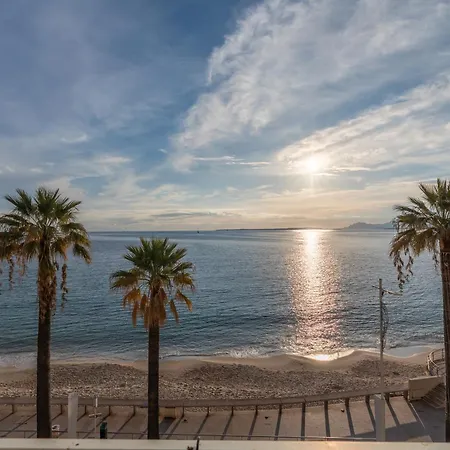 Elegance Les Pins 6e Etage Ascenseur Apartman Juan-les-Pins