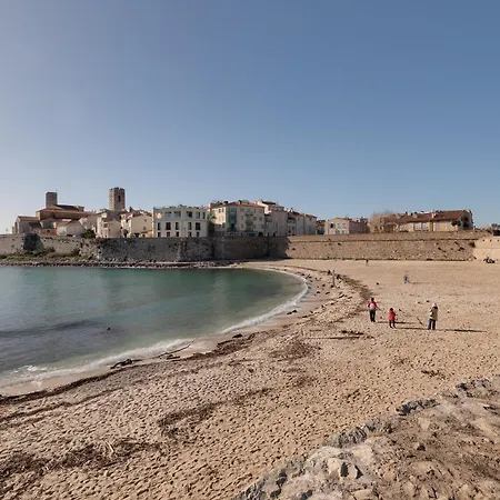 Appartement Elégance Les Pins 6e étage Ascenseur